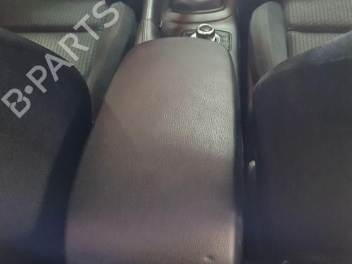 Armlæn Armlæn MAZDA CX-5 (KE, GH) 2.2 D AWD (KE2AW) (150 hp) 39654478 39654478