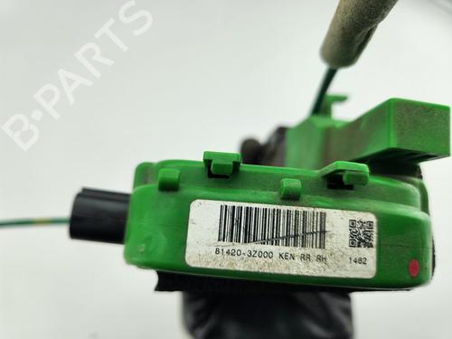 Rear right lock HYUNDAI i40 I (VF) 1.7 CRDI | BP29148488C99 