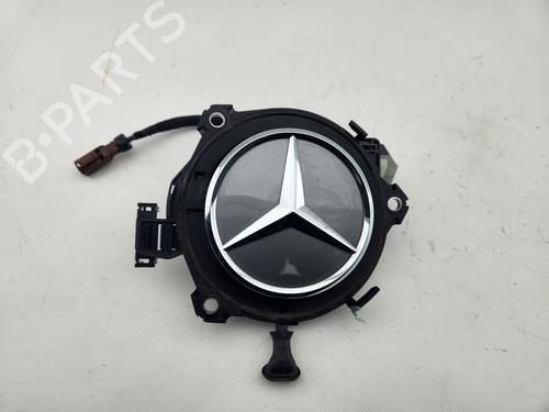 Used Tailgate handle Tailgate handle MERCEDES-BENZ CLA (C118) CLA 200 d 4-matic (118.313) (150 hp) 31594323 31594323