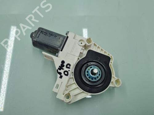 Used Right front window motor Right front window motor AUDI Q5 (8RB) 2.0 TDI quattro (170 hp) 21647580 21647580