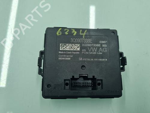 Used Electronic module Electronic module AUDI A1 (8X1, 8XK) 1.6 TDI (115 hp) 21767600 21767600