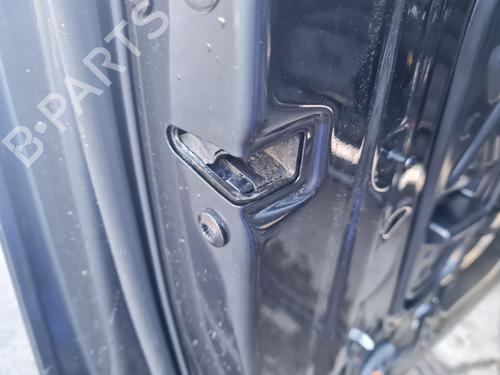 front-left-lock-audi-q5-sportback-fyt-2020-32147025 main image