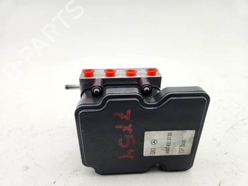 Used ABS pump ABS pump MERCEDES-BENZ B-CLASS Sports Tourer (W246, W242) B 200 CDI / d (246.208) (136 hp) 33869388 33869388