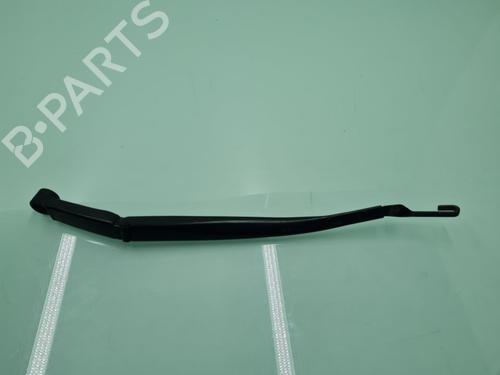 Used Front windshield wiper arm TOYOTA LAND CRUISER PRADO (_J15_) [2009-2025]  21645489
