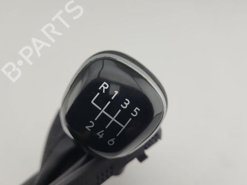 shift-knob-vw-passat-b8-variant-3g5-cb5-2014-29534409 main image