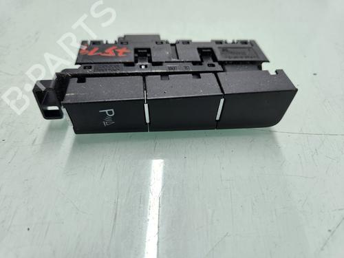 Used Switch Switch VW GOLF VII (5G1, BQ1, BE1, BE2) 2.0 GTI (230 hp) 25280976 25280976