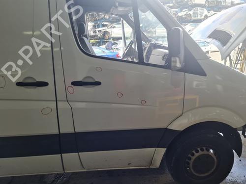 Used Right front door Right front door MERCEDES-BENZ SPRINTER 3-t Van (B906) [2006-2018] 24528195 24528195