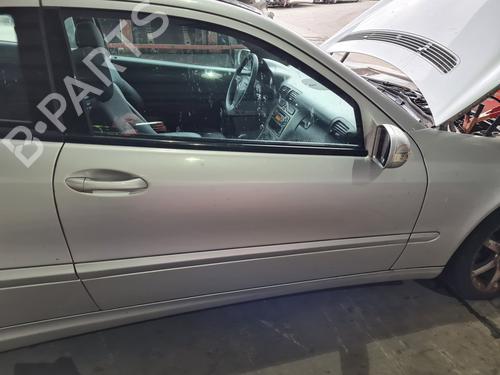 Used Right front door MERCEDES-BENZ C-CLASS Coupe (CL203) [2001-2011]  21653384