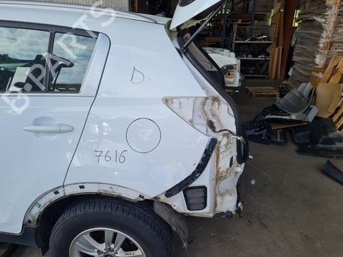 left-rear-fenders-kia-sportage-iii-sl-2009-2010-2011-2012-2013-2014-2015-2016-2017-28216082 main image