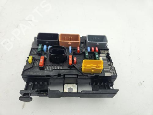 Used Fuse box PEUGEOT 207 (WA_, WC_) [2006-2015]  32258565