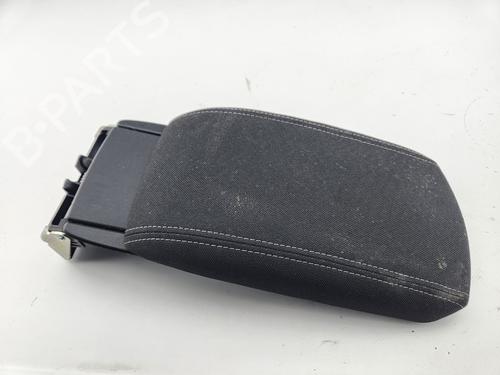 Used Armrest / Center console Armrest / Center console PEUGEOT 308 II (LB_, LP_, LW_, LH_, L3_) [2013-2021] 33175811 33175811