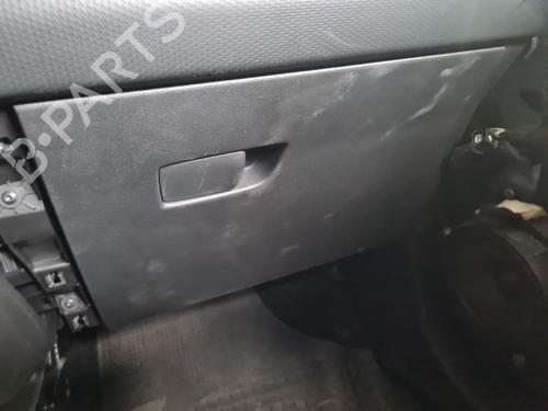 Used Glove box RENAULT CLIO V (B7_) 1.0 TCe 100 (B7MT) (101 hp) 27614320