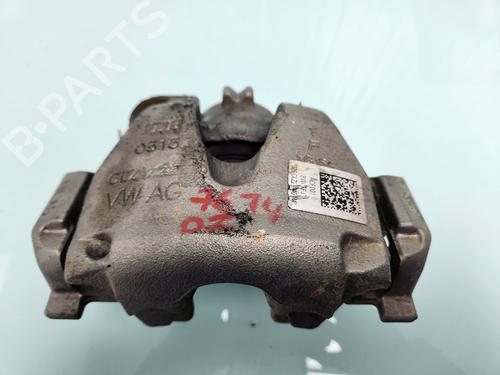 Venstre bremsekaliber foran AUDI A4 B9 (8W2, 8WC) 35 TDI (150 hp) 26697686