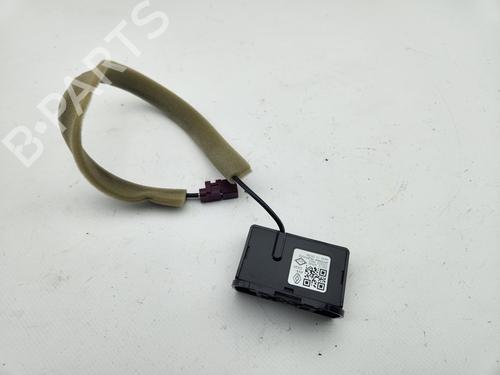 Antenne/Base RENAULT CLIO V (B7_) [2019-2025]  29906643
