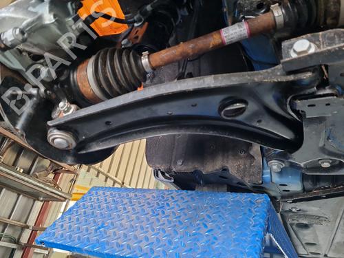 Used Right front suspension arm Right front suspension arm 38112422 38112422