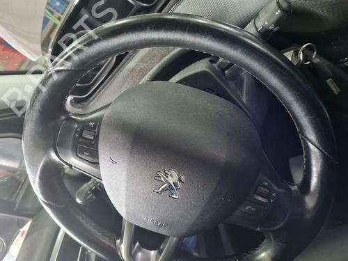 Steering wheel PEUGEOT 2008 II (UD_, US_, UY_, UJ_, UR_, UC_)  | BP21647071C49 