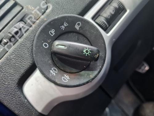Used Headlight switch SKODA OCTAVIA II Combi (1Z5) 2.0 TFSI (200 hp) 24472239