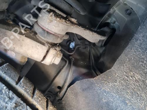 left-front-suspension-arm-audi-q5-sportback-fyt-2020-32147033 main image