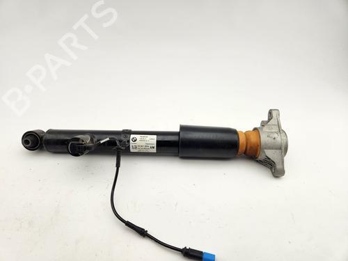 Used Right rear shock absorber BMW 3 (G20, G80, G28) 330 d xDrive (265 hp) 29290231