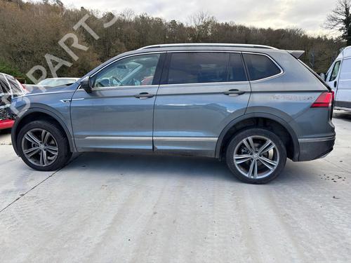 Brugte VW TIGUAN ALLSPACE (BW2, BJ2) [2017-2025]  4268700