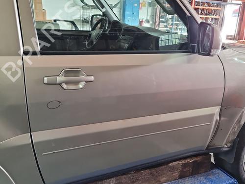 Used Right front door Right front door 38651708 38651708