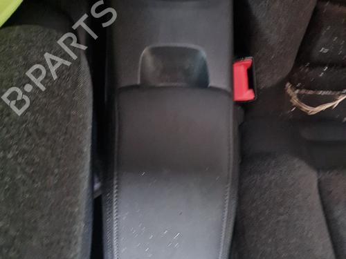 armrest-center-console-citroen-c4-cactus-2014-36779139 main image