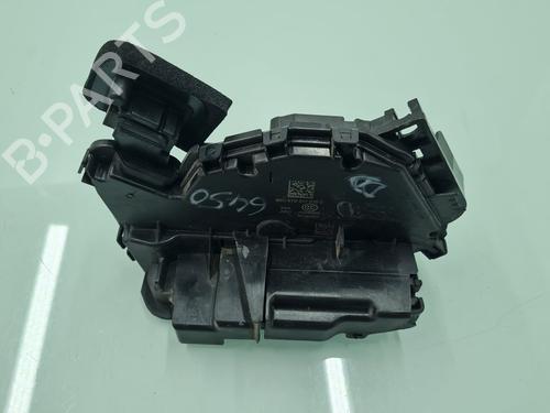 front-right-lock-seat-leon-kl1-klg-5tb837016c-2019-21643292 main image