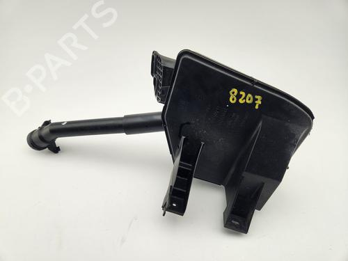 windscreen-washer-tank-opel-astra-k-b16-2015-2016-2017-2018-2019-2020-2021-2022-32721839 main image