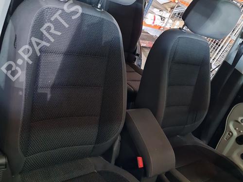 right-front-seat-vw-touran-1t3-2010-2011-2012-2013-2014-2015-2016-38779318 main image