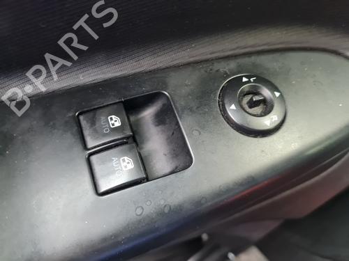 Used Left front window switch KIA CEE'D Hatchback (ED) [2006-2012]  22619548