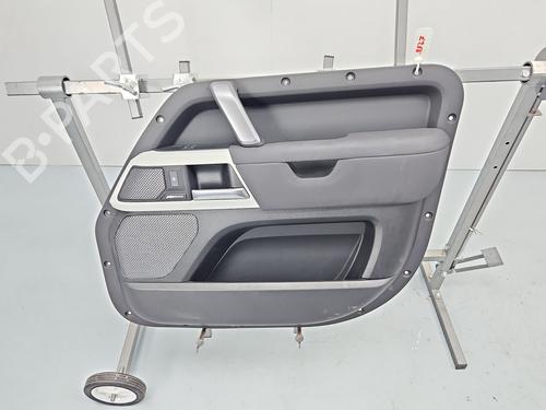 Used Front right panel Front right panel LAND ROVER DEFENDER Station Wagon (L663) D250 MHEV 4x4 (249 hp) 39097119 39097119