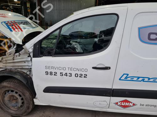 Used Left front door Left front door 31792692 31792692