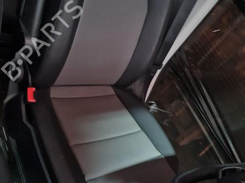 left-front-seat-vw-crafter-van-sy_-sx_-2016-38069383 main image
