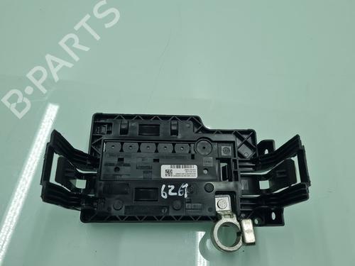 fuse-box-seat-arona-kj7-kjp-2q0937548d-2017-21640545 main image