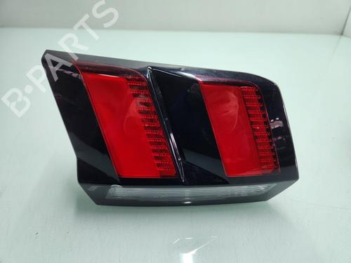 Used Left tailgate light PEUGEOT 3008 II SUV (MC_, MR_, MJ_, M4_) 1.5 BlueHDi 130 (131 hp) 25043723