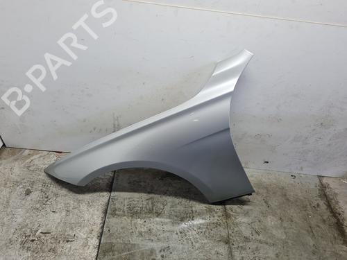 Voorscherm links BMW 3 Touring (F31) 330 d xDrive (258 hp) 23022550