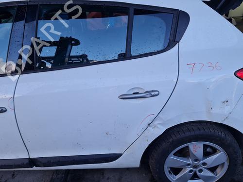Dør venstre bak RENAULT MEGANE III Hatchback (BZ0/1_, B3_) 1.5 dCi (BZ09, BZ0D, BZ1W, BZ29, BZ14) (110 hp) 22387028