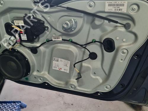 front-right-window-mechanism-vw-touran-1t3-2010-2011-2012-2013-2014-2015-2016-38779333 main image