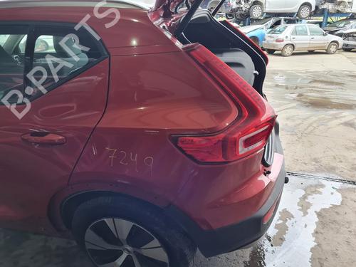 left-rear-fenders-volvo-xc40-536-2017-23041052 main image