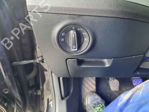 Used Headlight switch SKODA SUPERB III (3V3) [2015-2024]  31841117