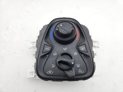 Used Climate control Climate control PEUGEOT 108 1.2 (82 hp) 33869358 33869358