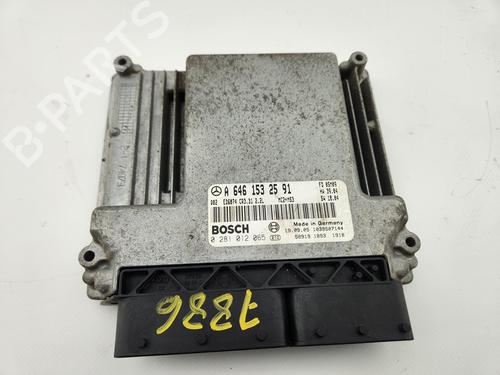 Used Engine control unit (ECU) Engine control unit (ECU) MERCEDES-BENZ VITO / MIXTO Van (W639) 115 CDI (639.601, 639.603, 639.605) (150 hp) 30276101 30276101