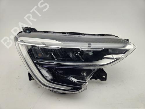 Used Right headlight Right headlight RENAULT ARKANA I (LCM_, LDN_) 1.3 TCe 140 (LDN0) (140 hp) 30469149 30469149