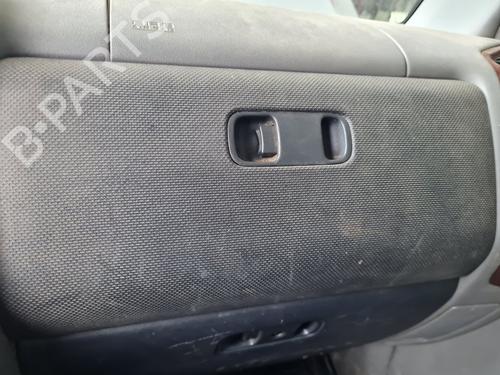 Used Glove box MITSUBISHI PAJERO III (V7_W, V6_W) [1999-2007]  21652448