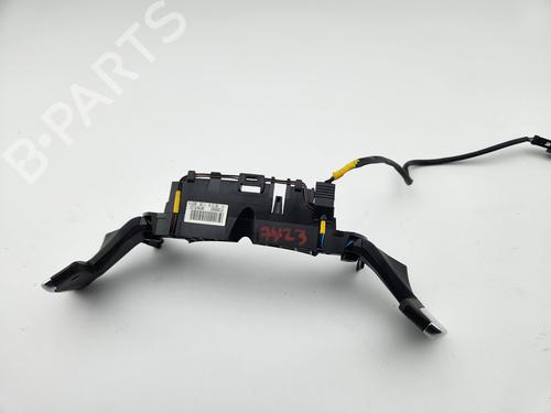Steering wheel controls PEUGEOT 5008 II (MC_, MJ_, MR_, M4_)  | BP29722867E15 