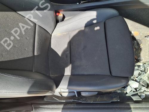 Used Right front seat BMW 1 (E87) 118 d (143 hp) 21640464