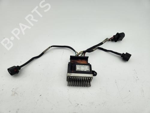 Used Electronic module AUDI A6 C7 Avant (4G5, 4GD) 2.0 TDI (190 hp) 32073100