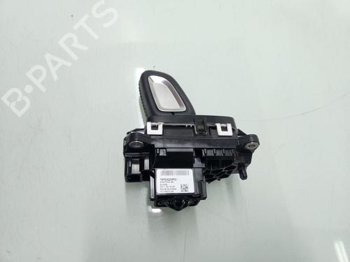 Used Gear lever VOLVO XC40 (536) T3 (163 hp) 23041579