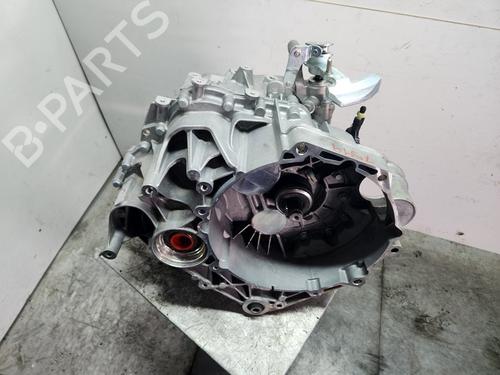 Used Gearbox Gearbox VW CRAFTER Van (SY_, SX_) 2.0 TDI 4motion (SYB, SYC, SYD) (140 hp) 26292547 26292547