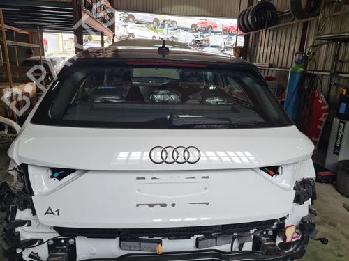 tailgate-audi-a1-sportback-8xa-8xf-2011-2012-2013-2014-2015-2016-2017-2018-2019-33964695 main image